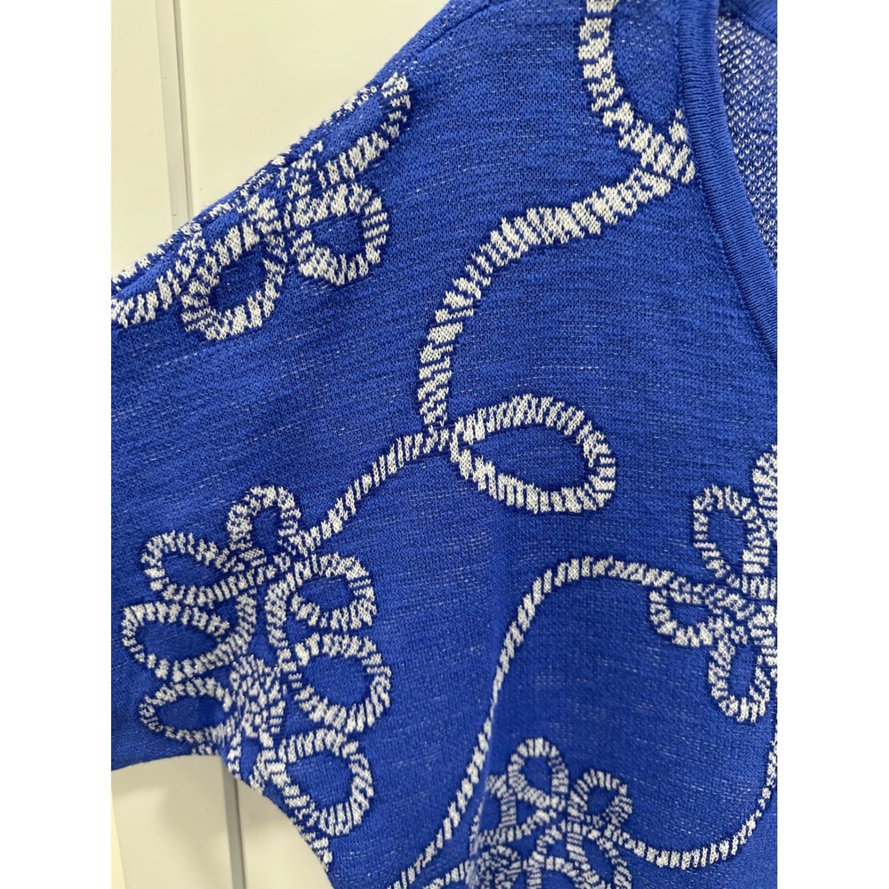 Chico's V Neck Top Blue White Rope Floral Knit Short Sleeve Women Size 2 - Picture 2 of 6
